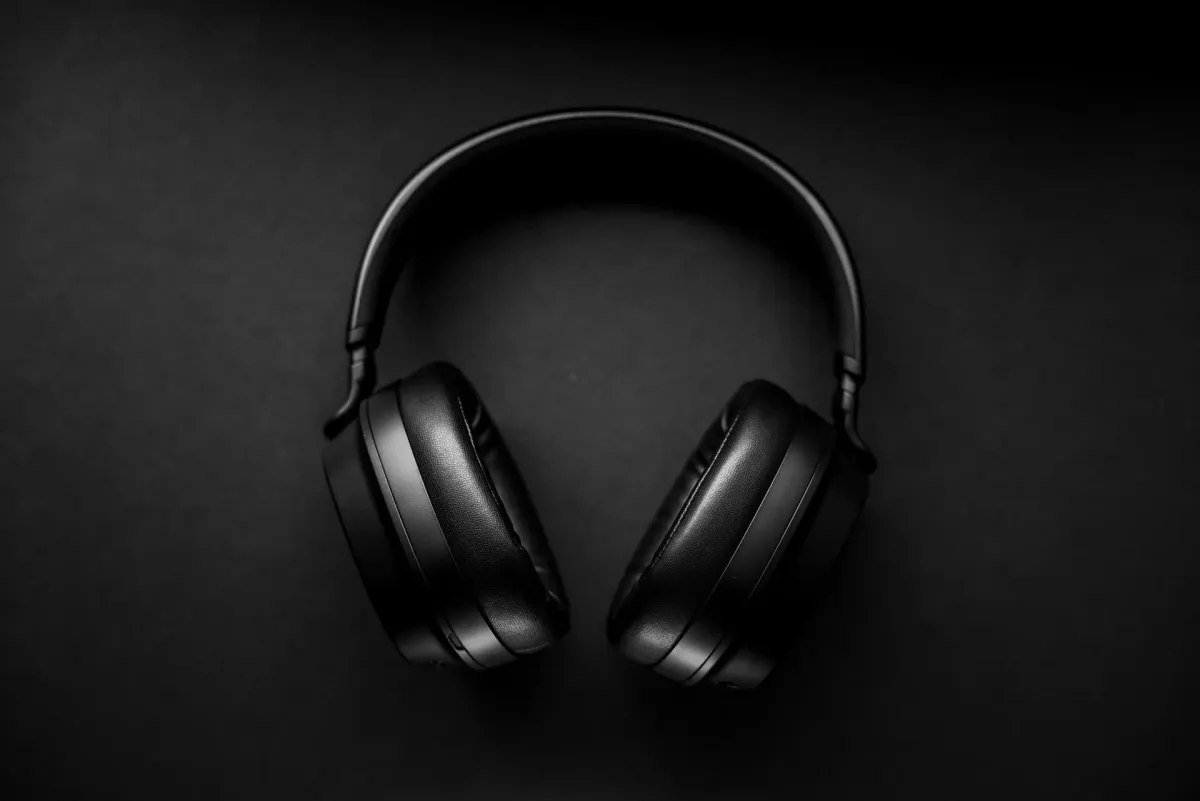 Top Noise Cancelling Headphones for Tinnitus: Which are More Useful?