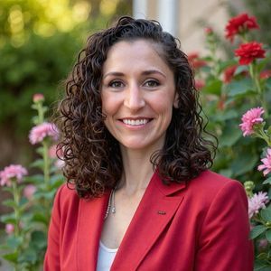 Dr Allie Treseder